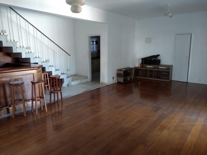 Casa à venda Laranjeiras com 800m² e 4 quartos por R$ 2.700.000 - 177110624-img-20180601-120614163.jpg
