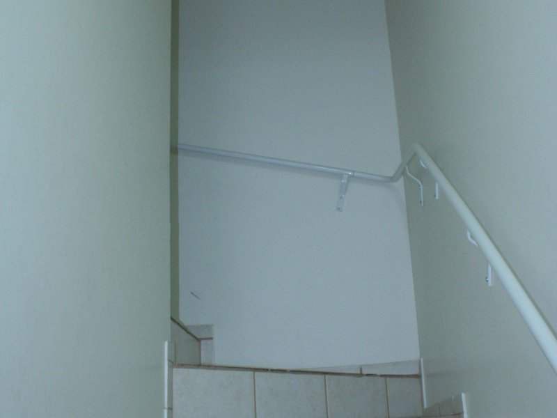 Casa de condomínio à venda Vila do Castelo com 132m² e 2 quartos por R$ 350.000 - 1049054373-13-escada.JPG