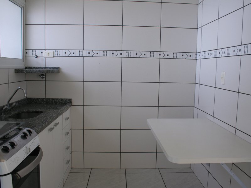 Casa de condomínio à venda Vila do Castelo com 132m² e 2 quartos por R$ 350.000 - 116851025-08-cozinha.JPG
