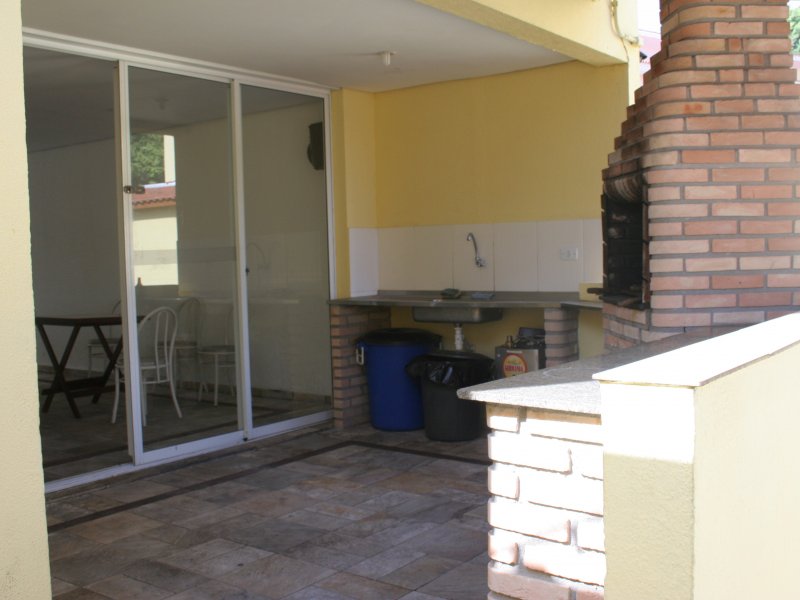 Casa de condomínio à venda Vila do Castelo com 132m² e 2 quartos por R$ 350.000 - 635935226-23-churrasqueira.JPG