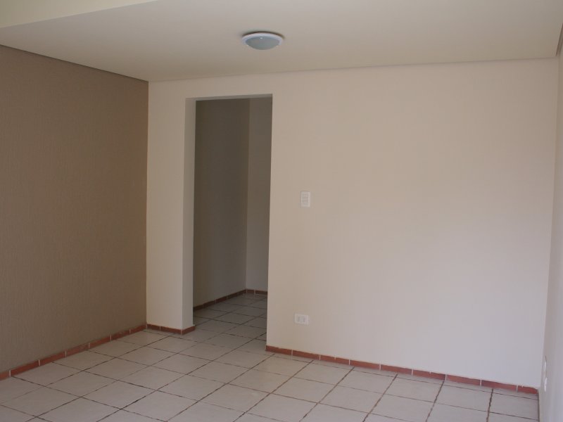 Casa de condomínio à venda Vila do Castelo com 132m² e 2 quartos por R$ 350.000 - 920333065-04-sala.JPG