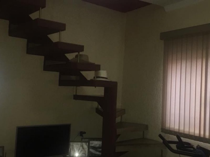 Casa à venda Jardim Zaira com 250m² e 3 quartos por R$ 350.000 - 181941811-b6c739eb-7e33-4dae-bd08-e3712d378968.jpeg