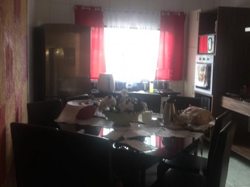 Casa à venda Jardim Zaira com 250m² e 3 quartos por R$ 350.000 - 795667067-3d4177a3-5acf-4a6b-8790-b81d527bfbad.jpeg