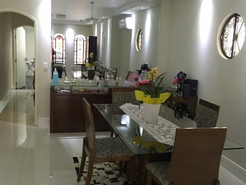 Casa à venda Santa Maria com 300m² e 3 quartos por R$ 1.200.000 - 1734520799-9f3f1169-d86d-4db1-8c4a-816e6cd4c060.jpeg