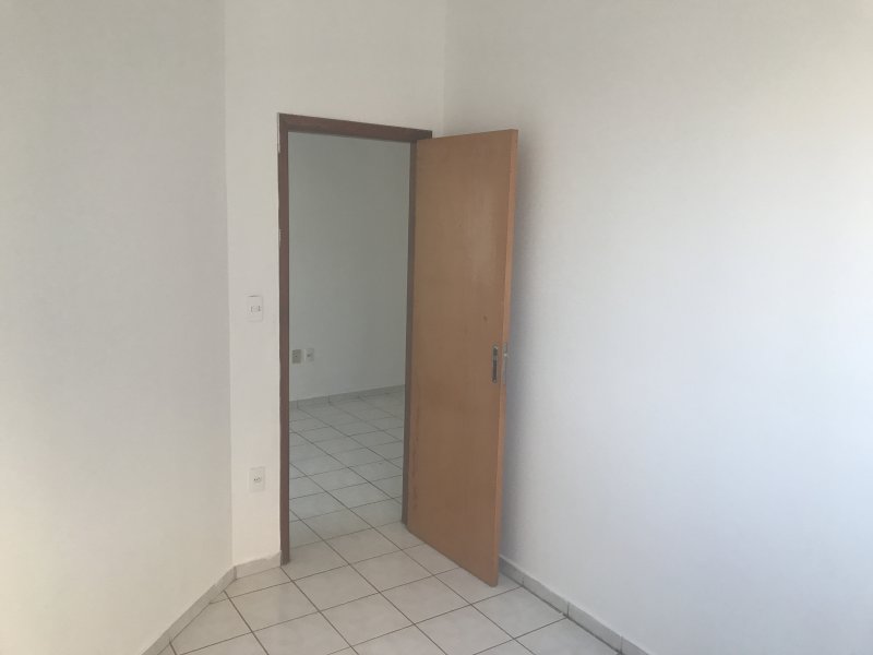 Apartamento à venda Jardim Guanabara com 76m² e 3 quartos por R$ 180.000 - 1886868953-3600c734-0e5a-4e6f-8479-8dfa5d6df3ef.jpeg