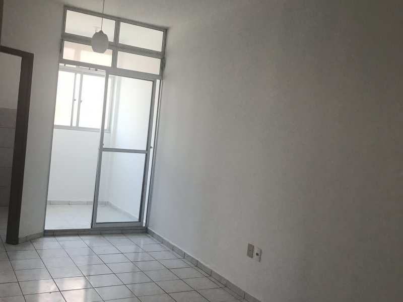 Apartamento à venda Jardim Guanabara com 76m² e 3 quartos por R$ 180.000 - 2113434068-0374efda-5590-47c5-b086-3e46a663a267.jpeg