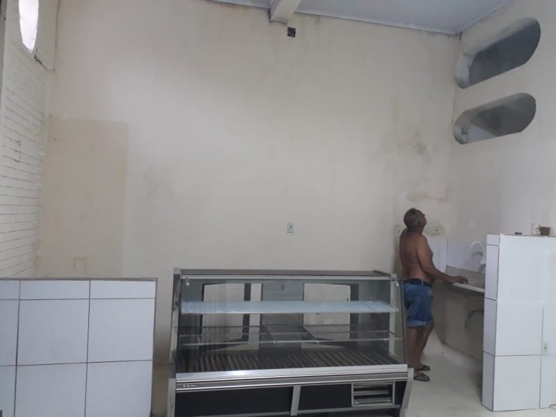 Comercial para alugar Vila Gustavo com 140m² e  quartos por R$ 2.200 - 63739455-whatsapp-image-2019-04-16-at-12.jpeg