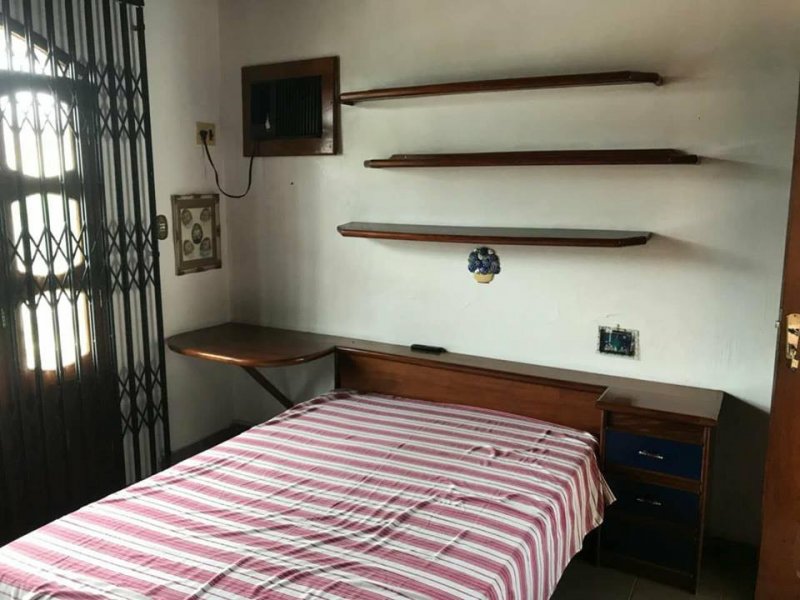 Casa à venda São Brás com 210m² e 4 quartos por R$ 370.000 - 1834225274-quarto-2.jpg