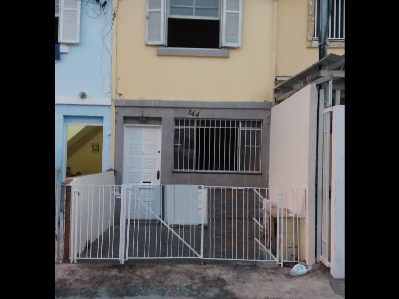 Casa à venda Água Rasa com 130m² e 2 quartos por R$ 290.000 - 2067829156-fachada.jpg