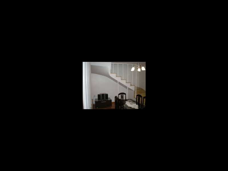 Casa à venda Mirandópolis com 180m² e 3 quartos por R$ 1.199.000 - 1726917767-salajantar-escada.jpg