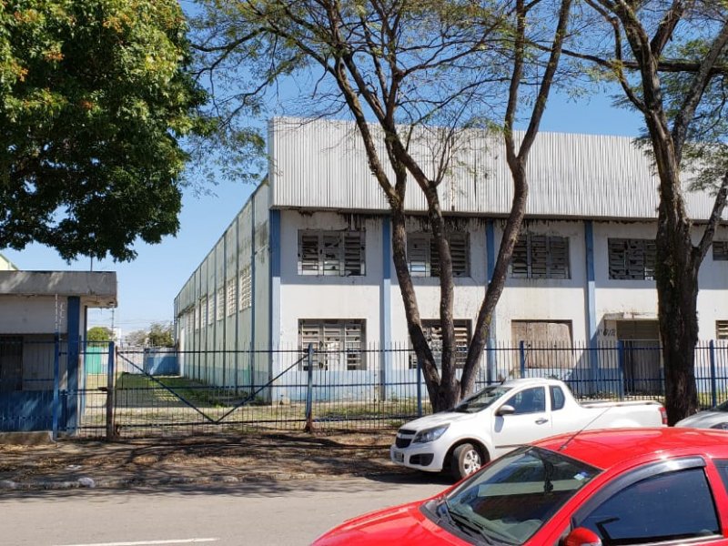 Comercial à venda Chácaras Reunidas com 2800m² e  quartos por R$ 3.500.000 - 2073336158-img-20190306-wa0094.jpg