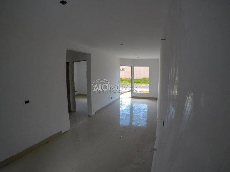 Casa à venda Gralha Azul com 50m² e 3 quartos por R$ 155.000 - 982323655-b91c7b46-dffe-4c57-816a-2e3bcae1bfe1.jpeg