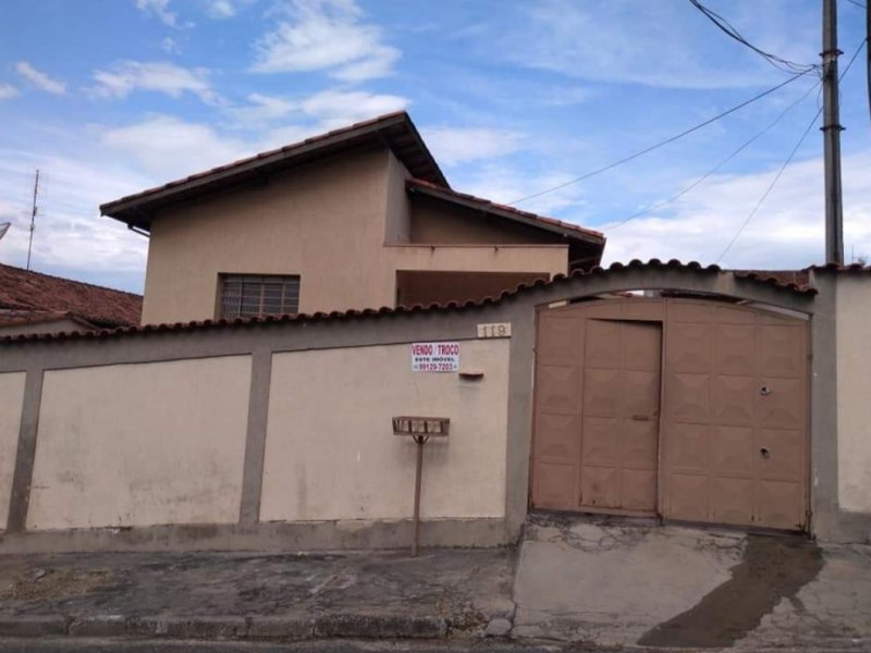Casa à venda Res. e Comercial Cidade Jardim com 139m² e 2 quartos por R$ 260.000 - 2017789675-20190505-145425.jpg