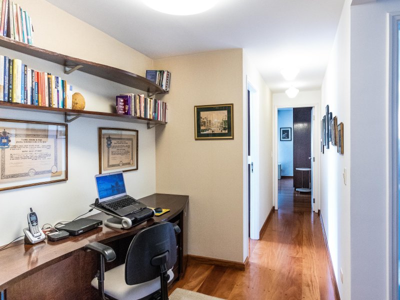 Apartamento à venda Brooklin Novo com 167m² e 3 quartos por R$ 1.800.000 - 531243589-13-escritorio-vista-do-corredor.jpg