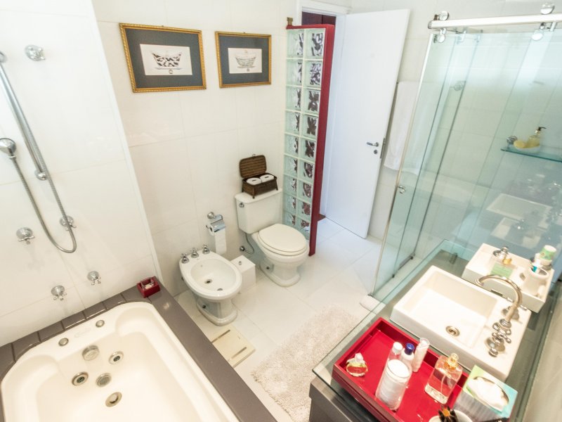 Apartamento à venda Brooklin Novo com 167m² e 3 quartos por R$ 1.800.000 - 746062243-17-banheiro-suite-principal.jpg