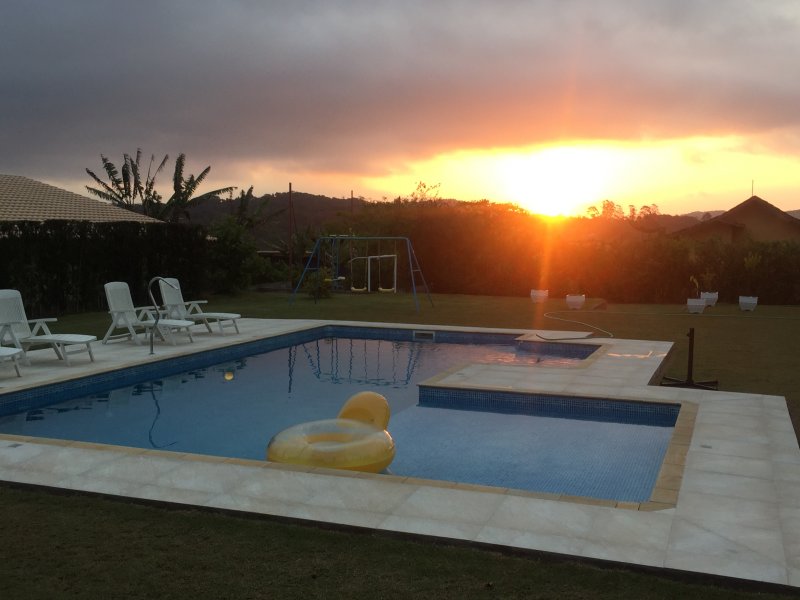 imóvel com 1500m² - centro - Ibiúna