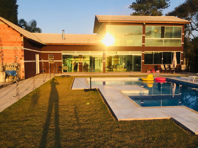 imóvel com 1500m² - centro - Ibiúna