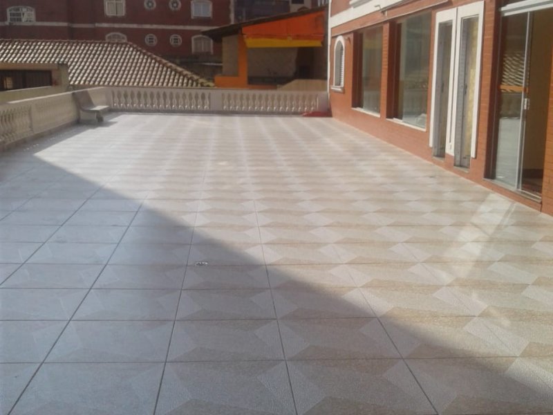 Apartamento à venda Vl. Tupi com 90m² e 2 quartos por R$ 300.000 - 856668961-apto-deck.jpeg