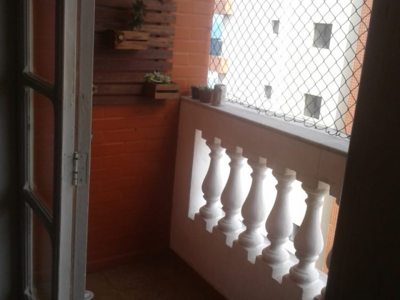 Apartamento à venda Vl. Tupi com 90m² e 2 quartos por R$ 300.000 - 929329727-apto-sacada.jpeg