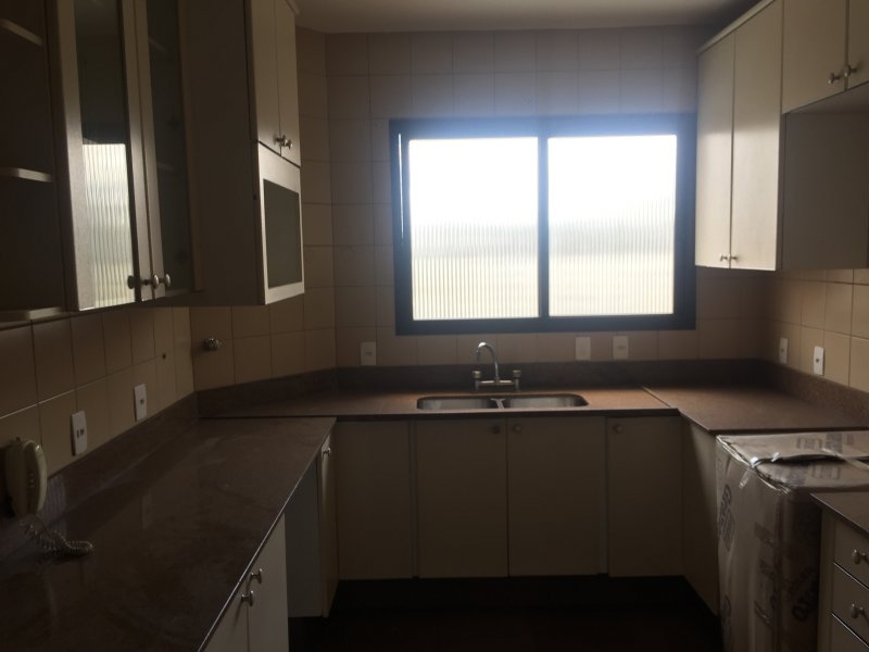 Apartamento à venda Vila Andrade com 238m² e 4 quartos por R$ 790.000 - 1733387247-img-2537.jpg