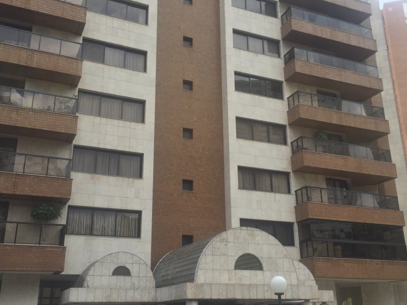 Apartamento à venda Vila Andrade com 238m² e 4 quartos por R$ 790.000 - 1885803256-img-2559.jpg
