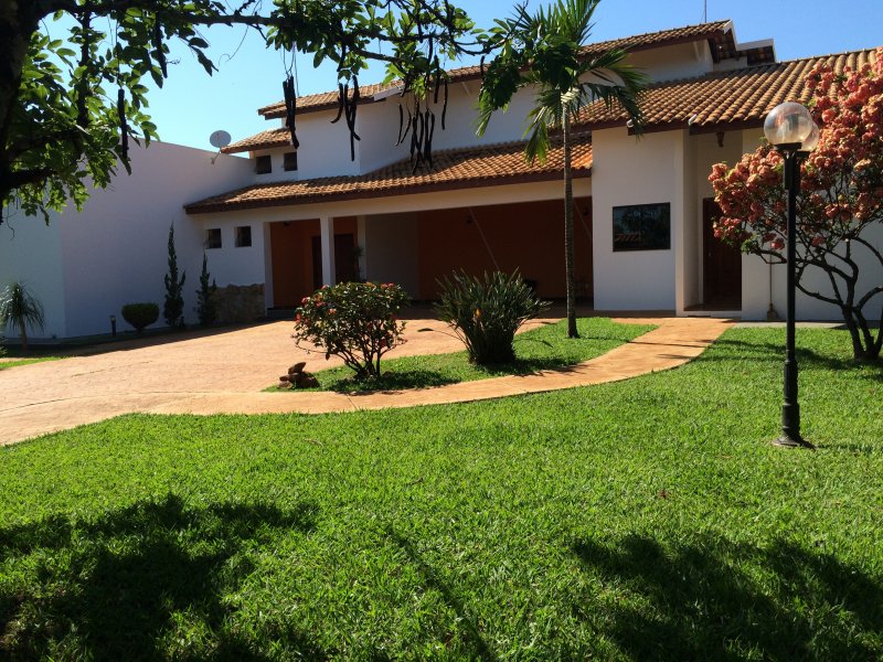 Casa à venda Parque Planalto com 490m² e 5 quartos por R$ 1.850.000 - 1805346937-3a5f5ad7-be57-4e86-856d-7e254004e93d.jpeg
