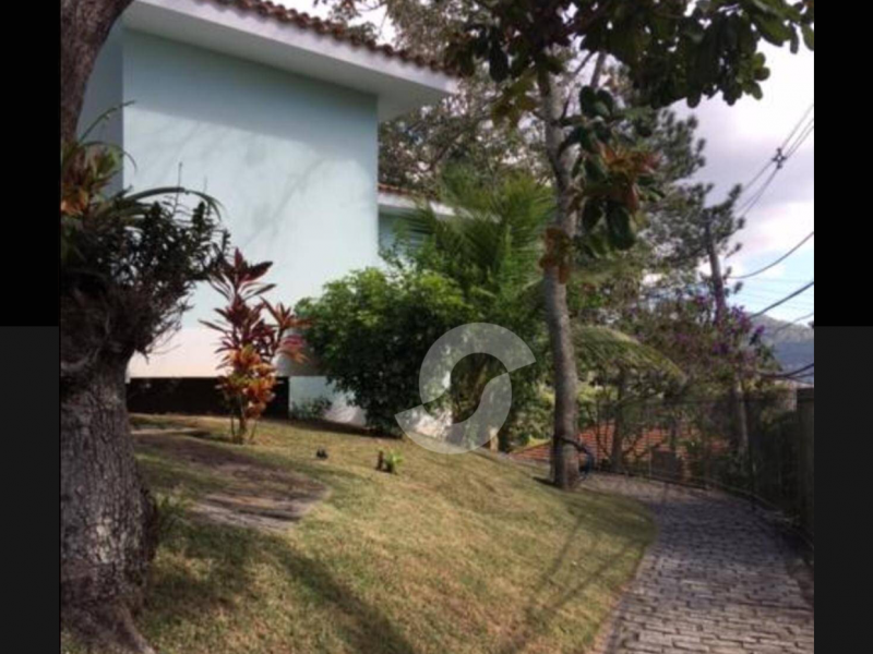 Casa de condomínio à venda Pendotiba com 293m² e 4 quartos por R$ 1.185.000 - 1785008410-14ed50e7-93b0-4b50-9fca-cbf52014294f.png