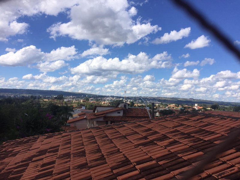 Casa de condomínio para alugar Centro com 540m² e 6 quartos por R$ 4.000 - 1927323162-5b69a889-c9ac-49ce-9e6b-8cd21fe0aac9.jpeg