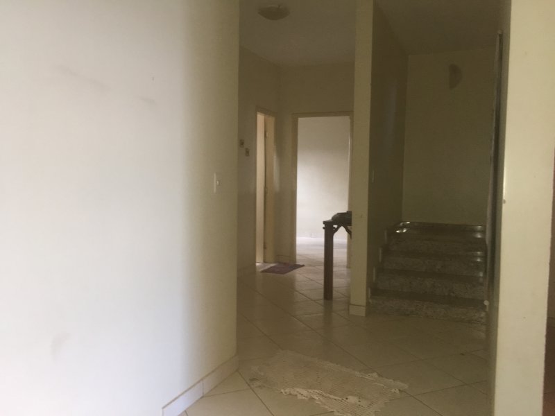 Casa de condomínio para alugar Centro com 540m² e 6 quartos por R$ 4.000 - 694314974-28c5870b-bbba-4475-bd80-9880bb021296.jpeg