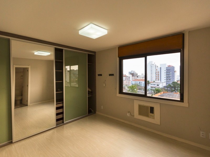Apartamento à venda Menino Deus com 120m² e 3 quartos por R$ 900.000 - 332766207-d1683a53-73db-4b6f-bfc2-e4f901ffe7a1.jpeg