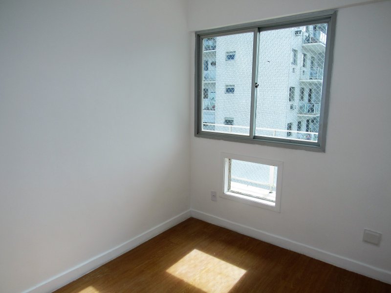 Apartamento à venda Barra da Tijuca com 78m² e 2 quartos por R$ 355.000 - 529478063-img-1318.JPG