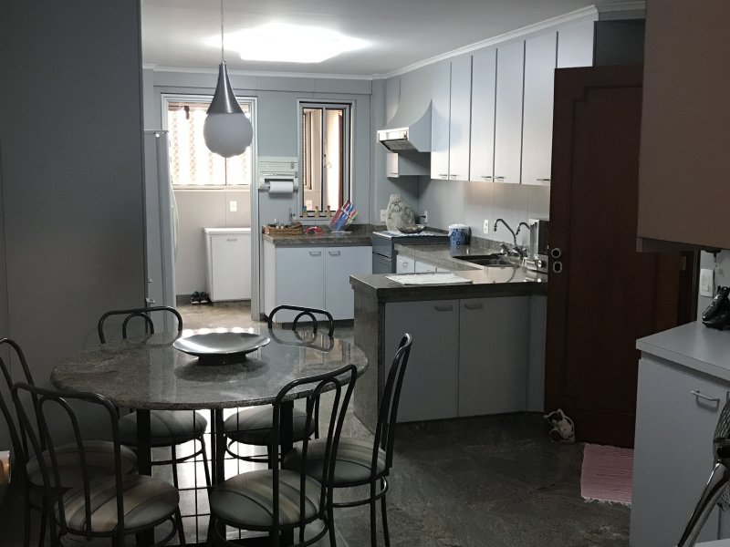 Apartamento à venda Centro com 272m² e 3 quartos por R$ 950.000 - 1795067620-5bd5c115-023b-44d3-89bd-df9d40585856.jpeg