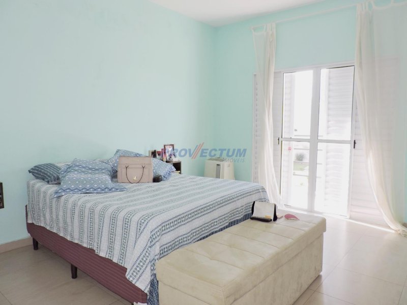 Casa de condomínio à venda Jardim Planalto com 350m² e 4 quartos por R$ 749.000 - 156077974-suite-master.jpg