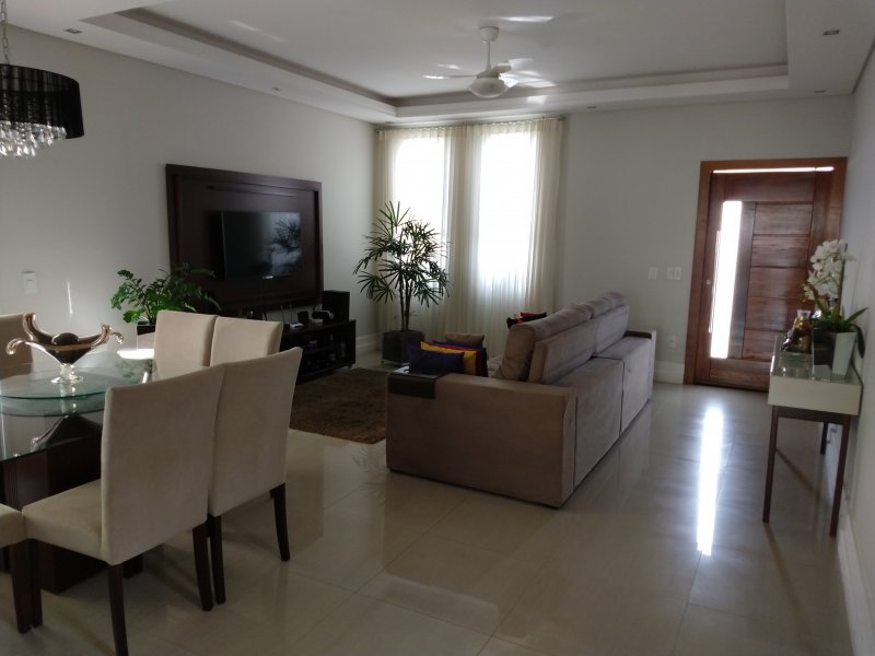 Casa de condomínio à venda Parque Senhor do Bonfim com 265m² e 4 quartos por R$ 959.000 - 109188629-img-20190425-141620279.jpg