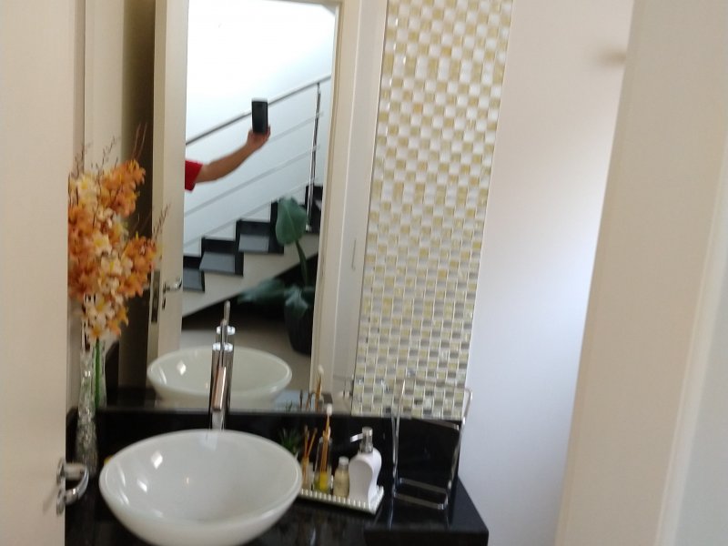 Casa de condomínio à venda Parque Senhor do Bonfim com 265m² e 4 quartos por R$ 959.000 - 1129062657-img-20190425-141857632.jpg