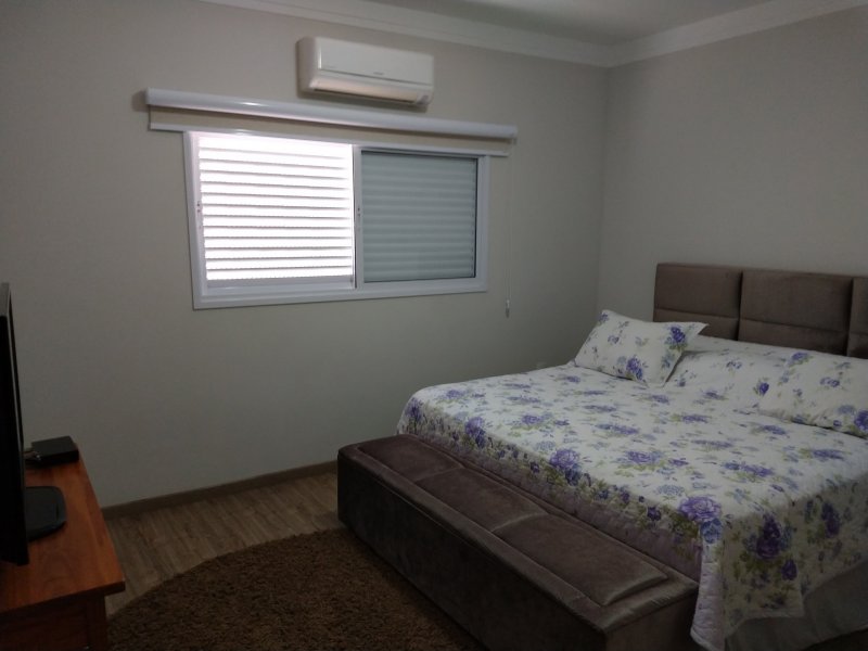 Casa de condomínio à venda Parque Senhor do Bonfim com 265m² e 4 quartos por R$ 959.000 - 1318365328-img-20190425-142059097.jpg