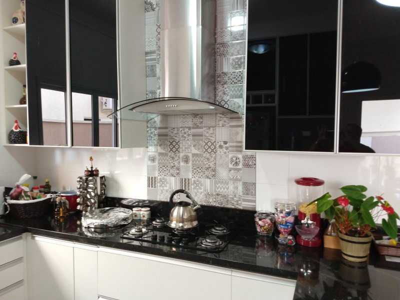 Casa de condomínio à venda Parque Senhor do Bonfim com 265m² e 4 quartos por R$ 959.000 - 678620070-img-20190425-141554615.jpg