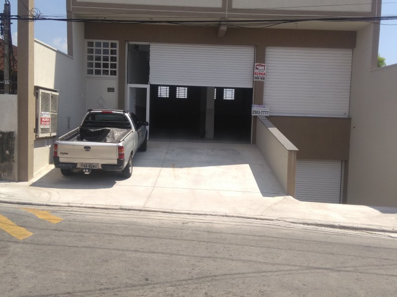 Apartamento à venda Vila Zat com 900m² e 12 quartos por R$ 2.600.000 - 1682535798-img-20190401-115516521.jpg