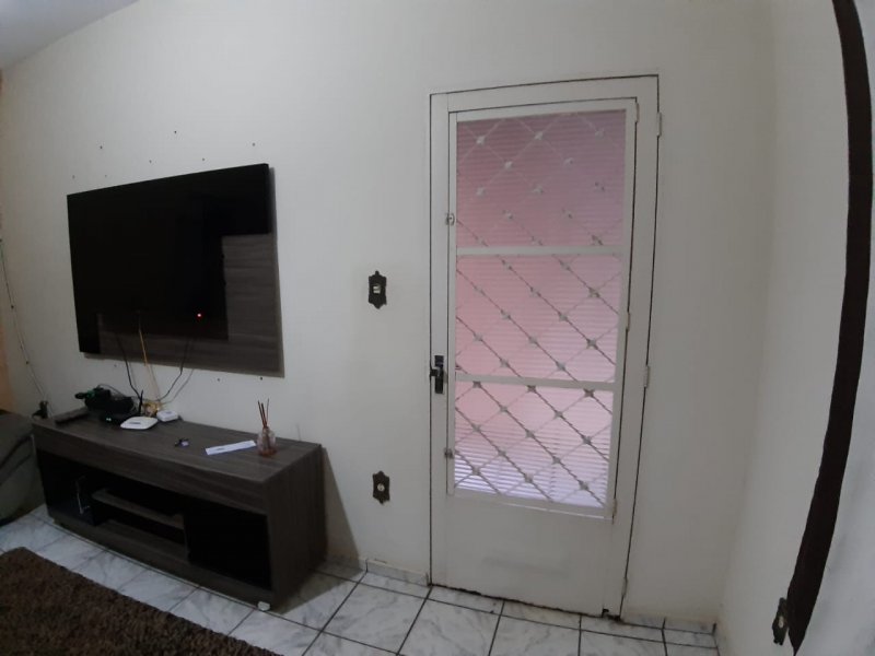 Casa à venda Centro com 210m² e 3 quartos por R$ 250.000 - 1722430884-sala.jpeg
