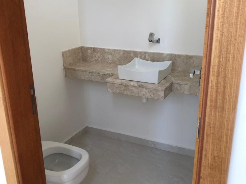 Apartamento à venda Morro Alto com 176m² e 3 quartos por R$ 750.000 - 26119959-017.jpg