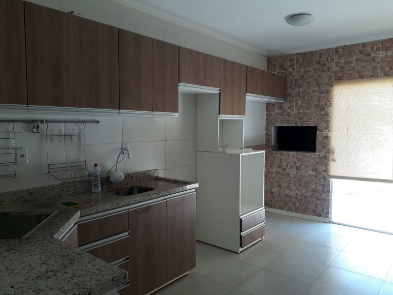 Casa à venda Guarujá com 92m² e 3 quartos por R$ 330.000 - 918477083-2fa5a1a1-049f-454b-af78-9590d87e7621.jpeg