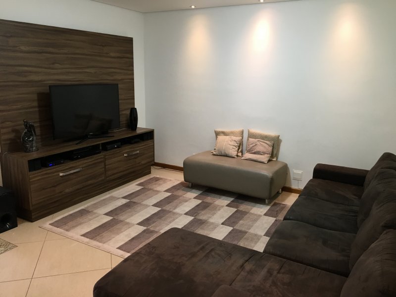Casa à venda Vila Nair com 125m² e 3 quartos por R$ 680.000 - 2015895637-eb119e0a-7ce0-4007-8041-7c23055dc381.jpeg