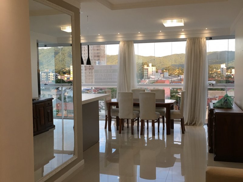 Apartamento à venda Centro com 97m² e 3 quartos por R$ 500.000 - 469708980-img-1754.JPG