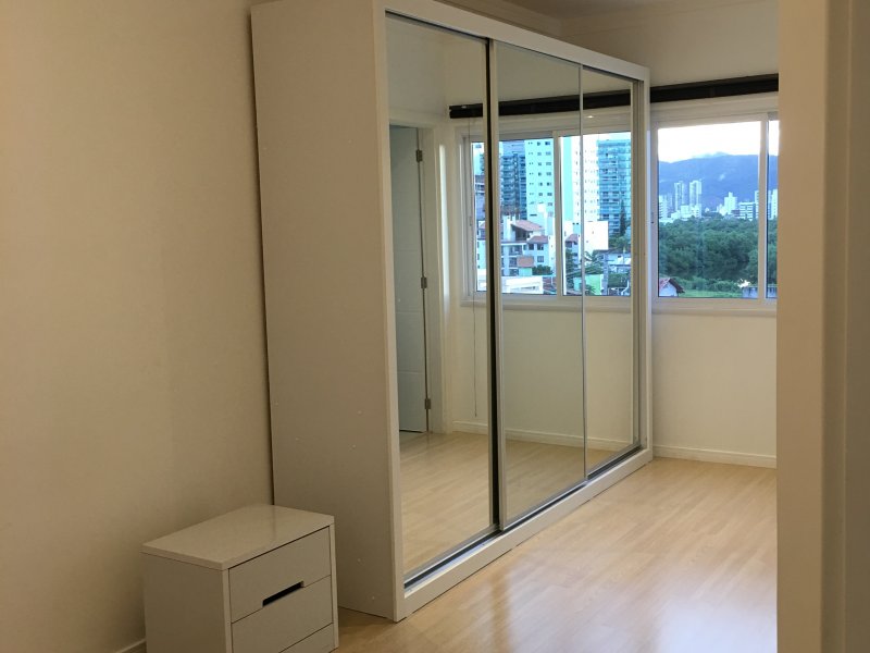 Apartamento à venda Centro com 97m² e 3 quartos por R$ 500.000 - 603380632-img-1744.JPG