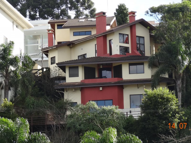 imóvel com 630m² - São João - Curitiba
