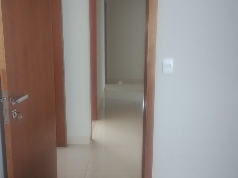 Casa à venda Jardim dos Ypês com 217m² e 3 quartos por R$ 450.000 - 936929444-img-20171227-104701944.jpg