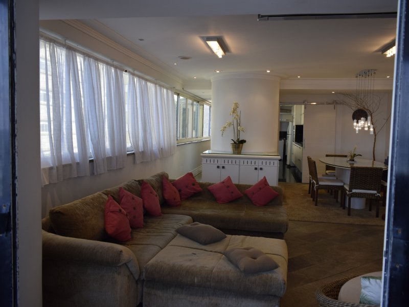 Apartamento à venda Vila Luis Antônio com 213m² e 4 quartos por R$ 1.300.000 - 1952998015-dsc0701.JPG