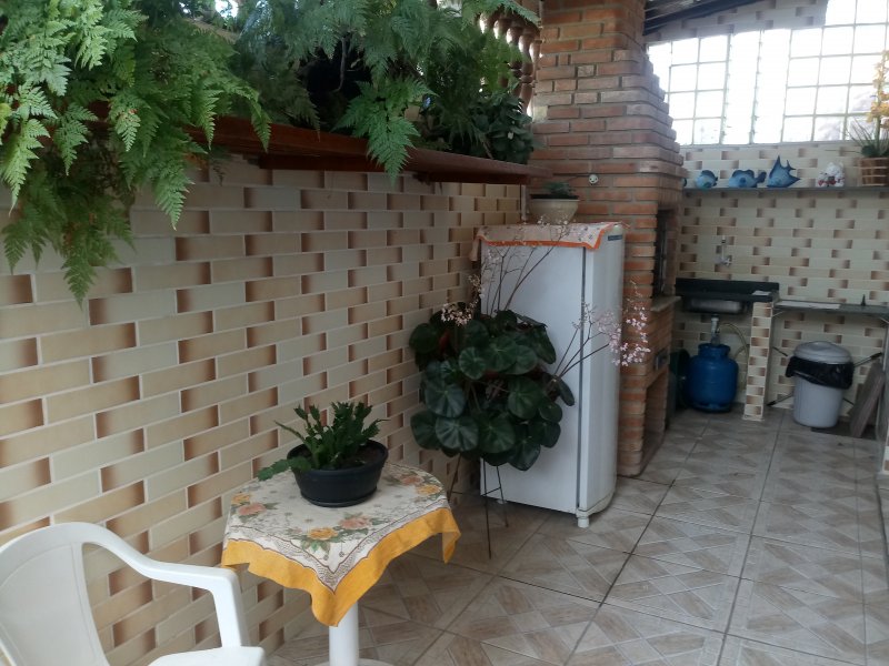 Casa à venda Nova Mirim com 160m² e 3 quartos por R$ 460.000 - 1491532391-churrasqueira.jpg