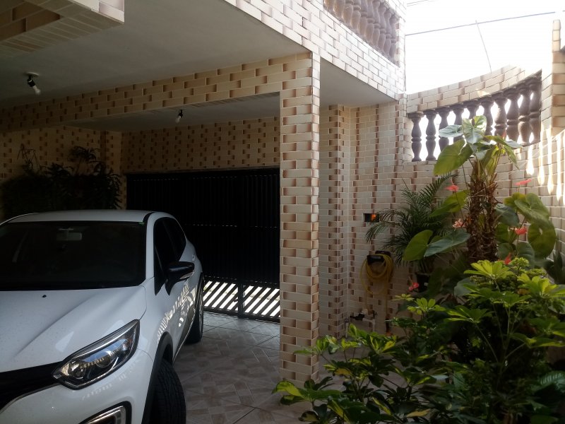Casa à venda Nova Mirim com 160m² e 3 quartos por R$ 460.000 - 1666852930-garagem.jpg
