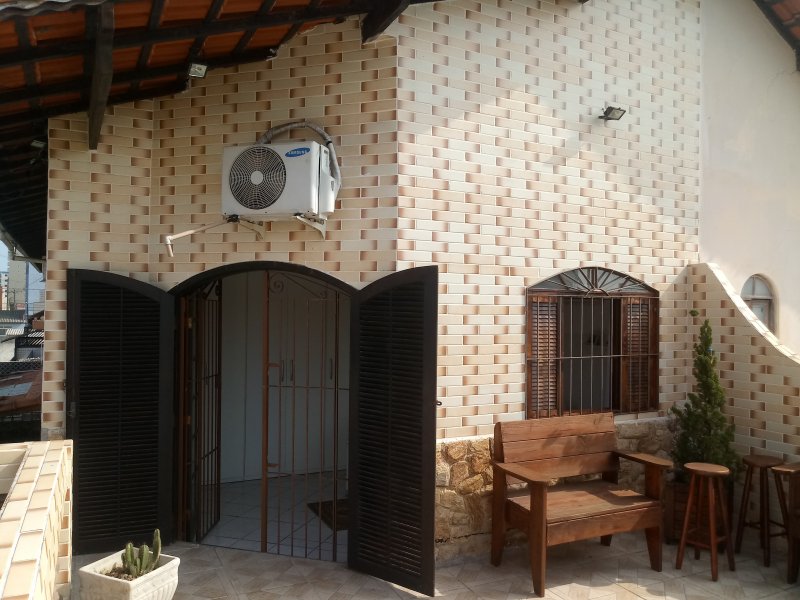 Casa à venda Nova Mirim com 160m² e 3 quartos por R$ 460.000 - 65472536-varanda-1.jpg